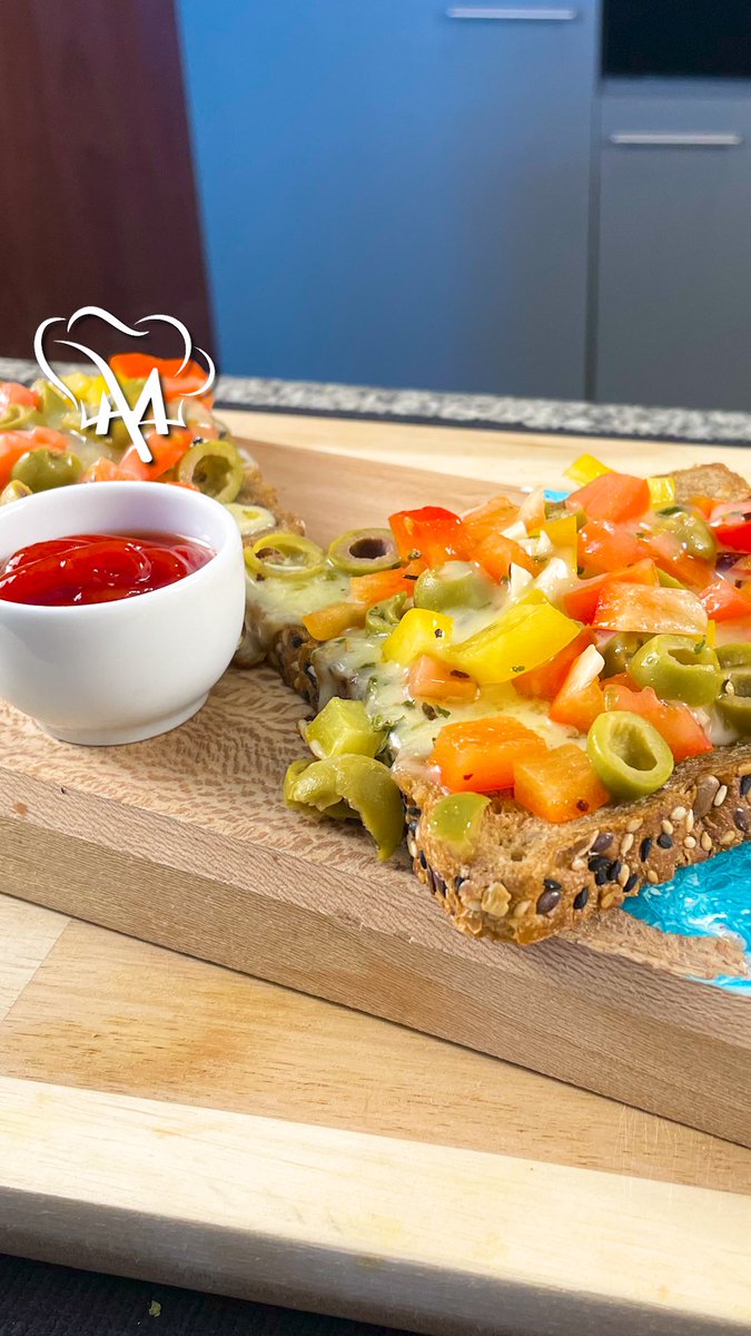 MiladMohammadk2's tweet photo. How to make Super delicious  #Cheese Delights Italian Toast 

Flavors of Italy: Exploring #Vegetable and Cheese Delights #Italian #Toast 

#Tasty #Italian_Vegetable_Toast recipe

#healthy #yummy #weight_loss #food_recipes #food_tutorial #mitra_recipes

https://t.co/sAufwpHO88 https://t.co/4ArtoxBQon