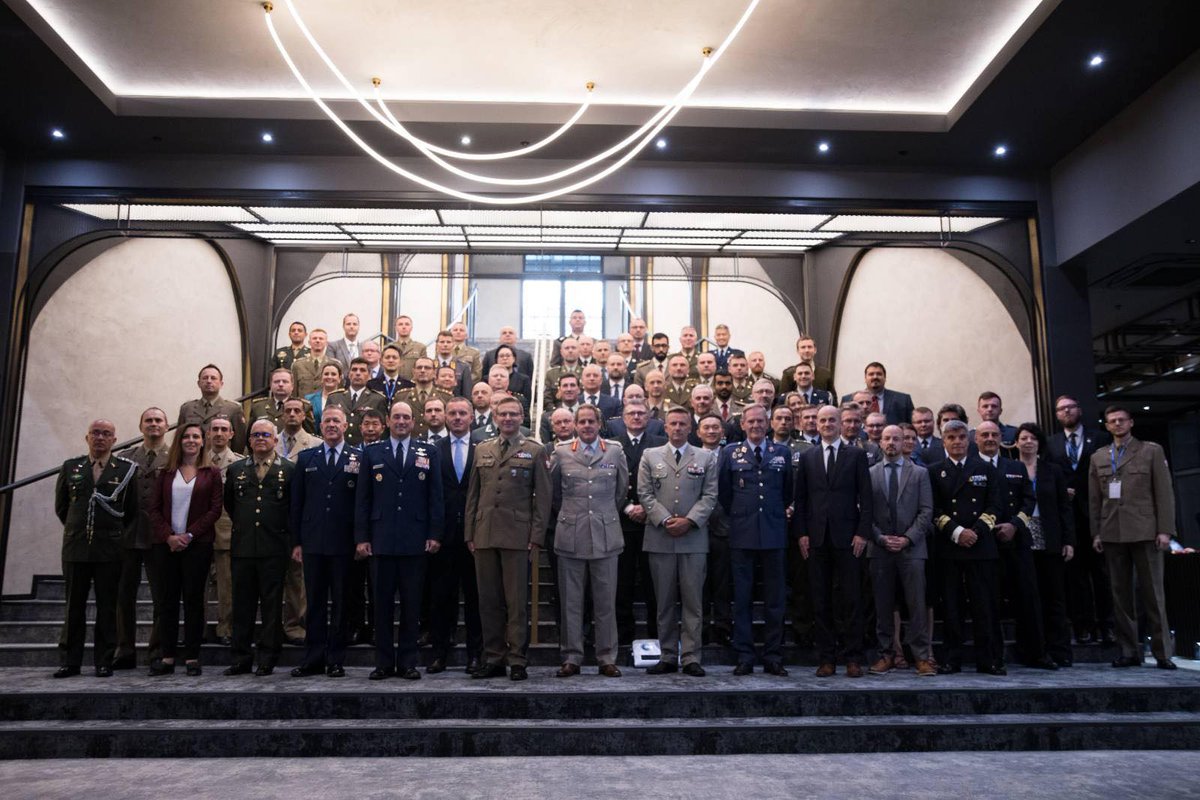 ‼️ Cyberbezpieczeństwo jest istotną dziedziną funkcjonowania przedsiębiorstw kluczowych dla państwowych gospodarek, także dla administracji, służb medycznych, policji czy wojska.

O znaczeniu cyberbezpieczeństwa mówił prezes #KGHM ⚒️ <a href="/TomaszZdzikot/">Tomasz Zdzikot</a> podczas Cyber Commanders Forum.