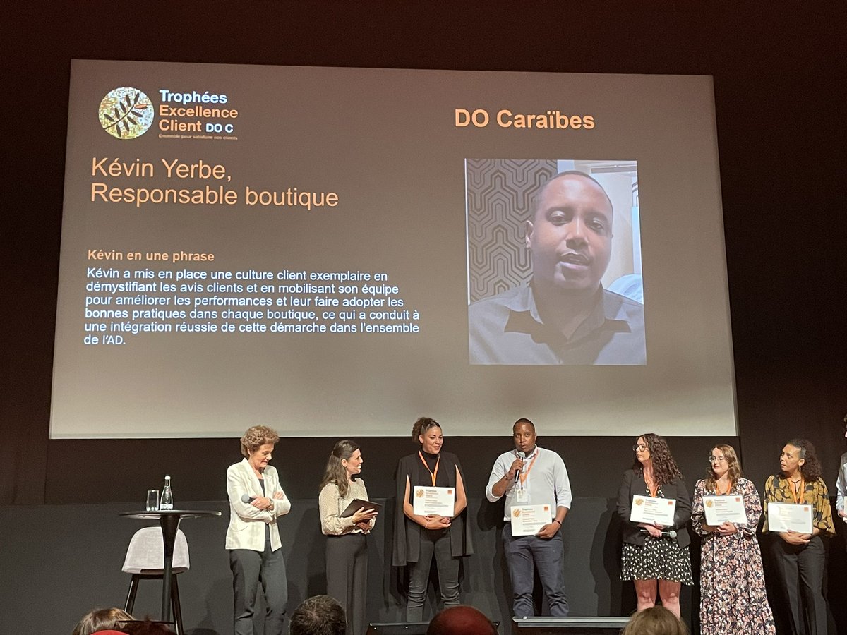 ThierryKergall's tweet image. Plaisir et fierté de retrouver les lauréats des @Orange_AntGuy aux Trophées Excellence Client : Kévin, Rudy, Parise, Stehdy, Cédric. 
Un grand Bravo pour leurs engagements auprès des clients et les collectifs qui les aident !!