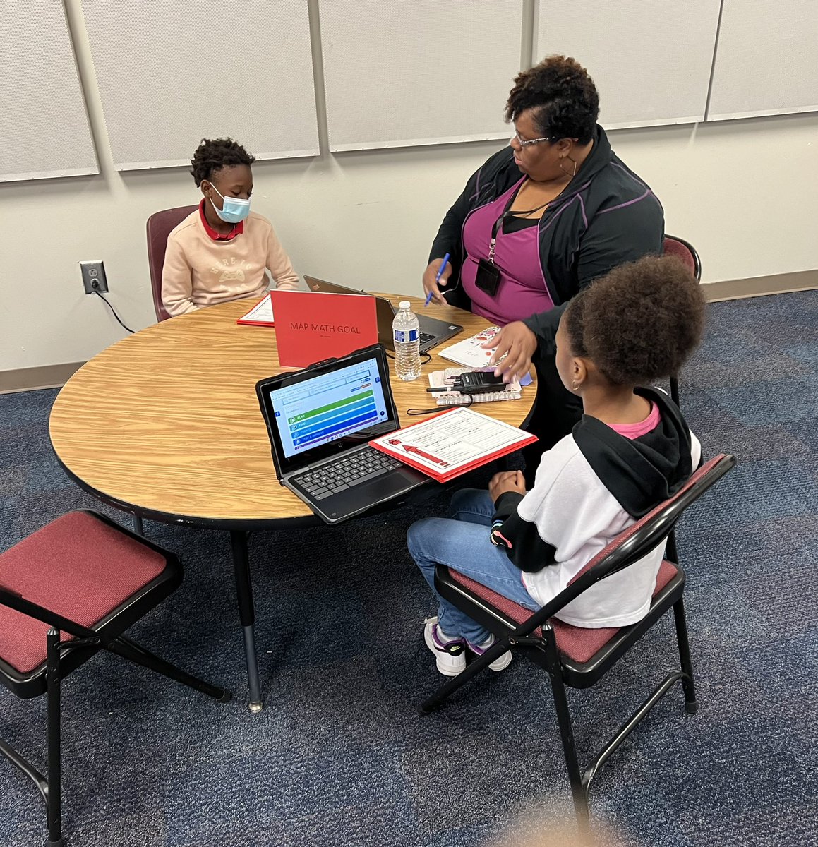 All hands were on deck for student goal setting with Dr. Horton!   @ccespanthers     Set attendance, Lexie, MAP and various other goals in a personalized setting with school leaders! I’ve never seen Goal Setting with this much intentionality! @DrLNgubeni  and I were blown away!