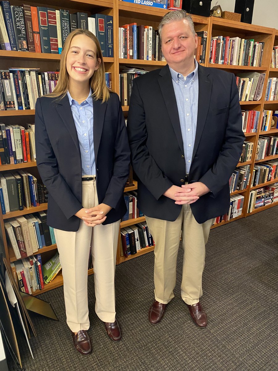 markcalebsmith's tweet image. Twin Tuesday @cedarville. We do it up right in Arts &amp;amp; Humanities.