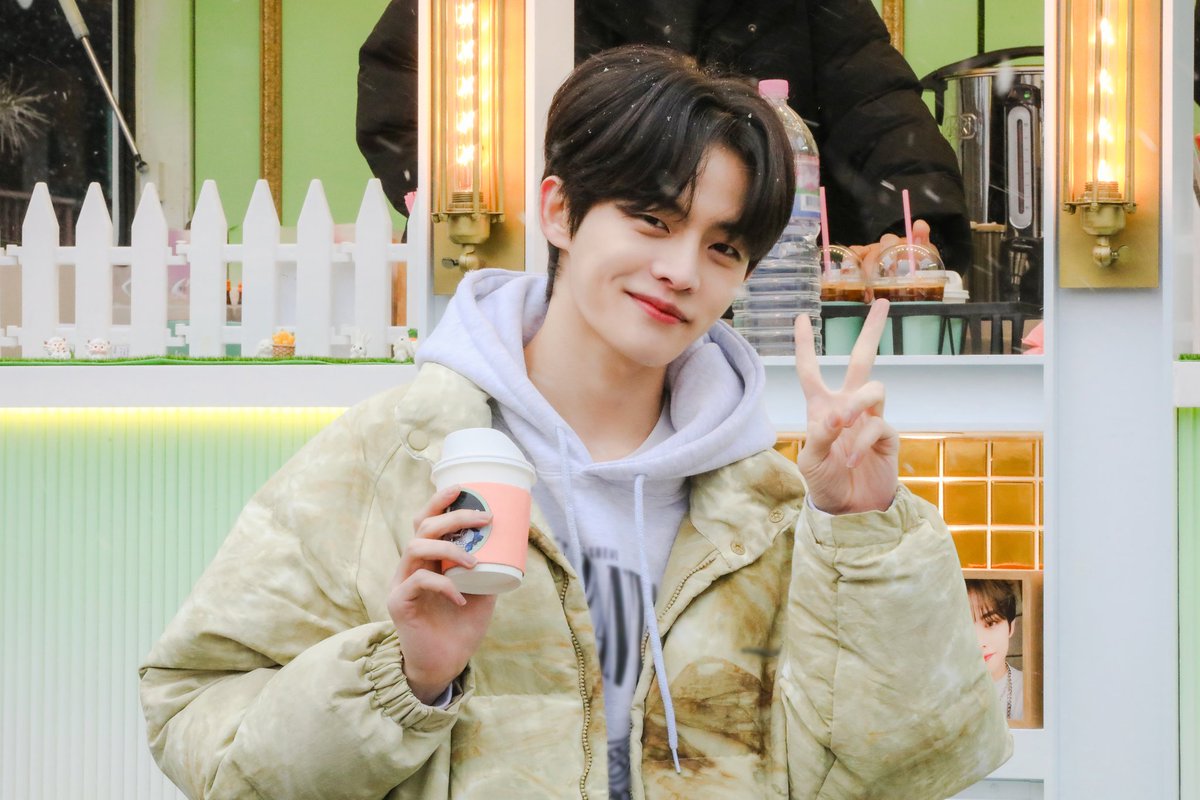 BAE173_member's tweet photo. [#제이민] 

Yeeeee~~💓 

#BAE173 #비에이이173
#JMIN https://t.co/xyHGyswtjY