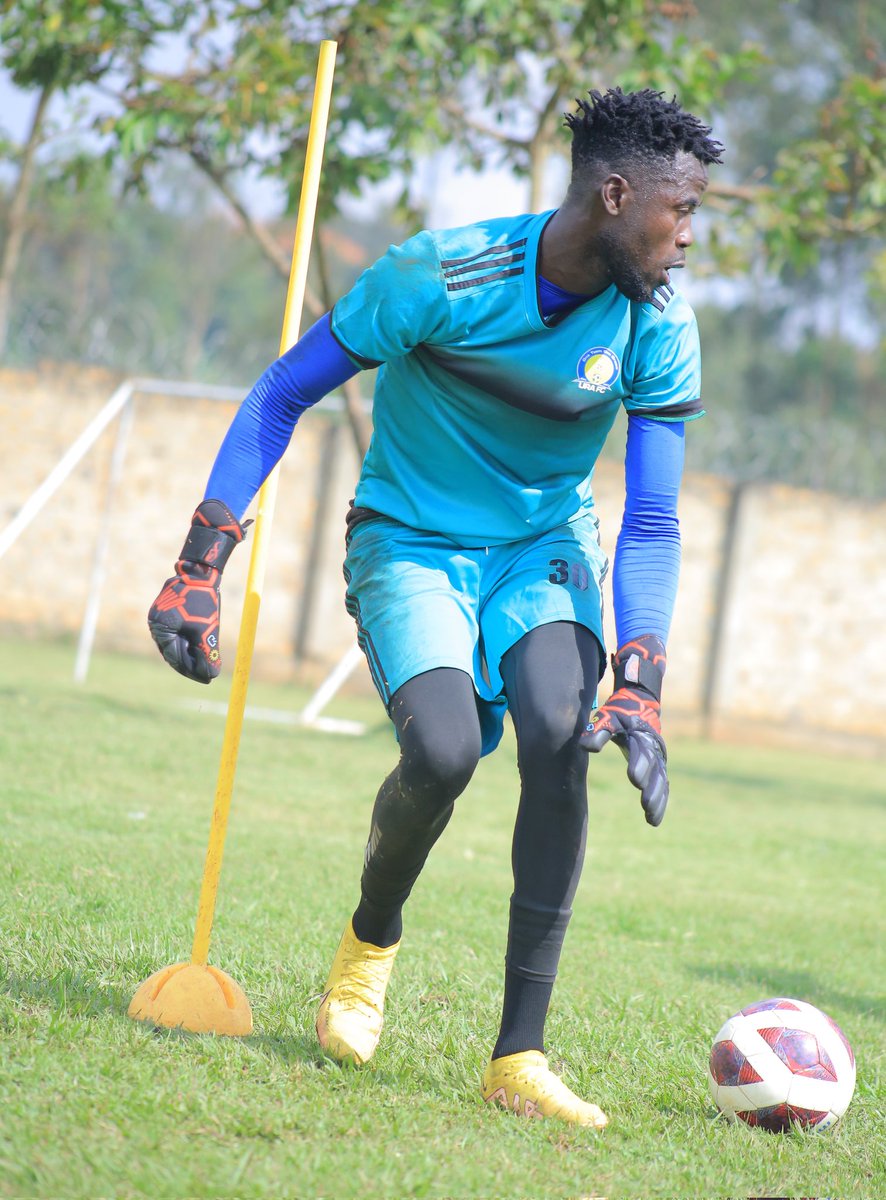 URAFC_Official's tweet photo. 📸| First October workout at Hormsdalen Primary School Gayaza 🔥⚽ 💪
#URAFC | #OneTeamOneDrea. https://t.co/6ZpHfpX65d