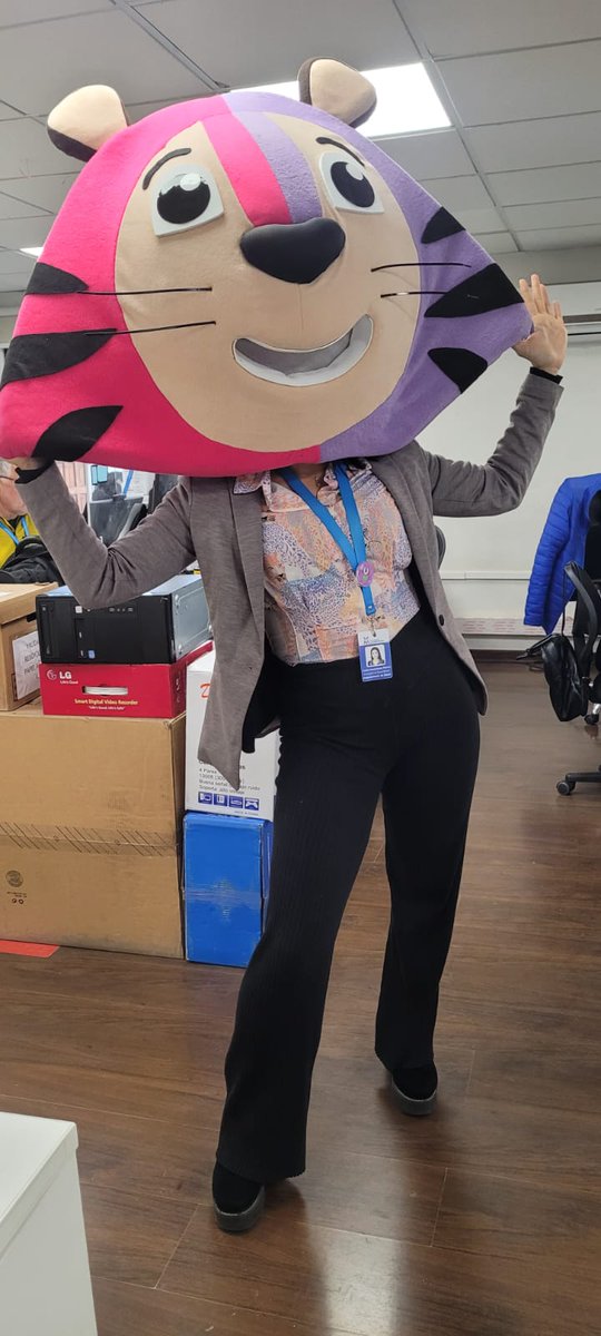 CarlaContuliano's tweet photo. Hoy es un buen día para recordarles que la salud mental sí importa, y que estamos en el mes del Día Mundial de la Salud Mental. ❤️🧠 https://t.co/jioeDHr8Cm