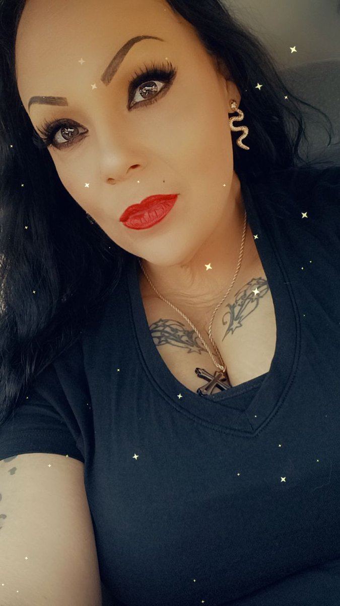 SavvanahStar's tweet photo. Good morning all you fellow freaks. This is just a test photo to see how much feedback I get..more spicy photos to come https://t.co/utoBT3jdxL