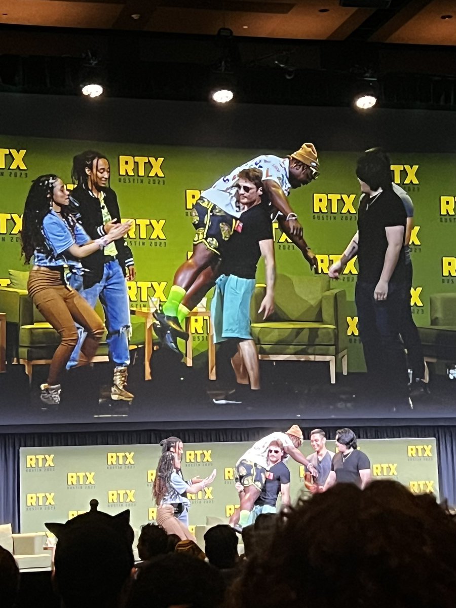 berry_hopeful's tweet photo. Goodbye @AchievementHunt ππ Thanks for the memories π₯Ί #achievementhunter #offtopicpodcast #rtx2016 #rtx2018 #rtx2023 @Dogbark_Michael @IAmLindsayJones @RoosterTeeth https://t.co/JxJGxFsk4y