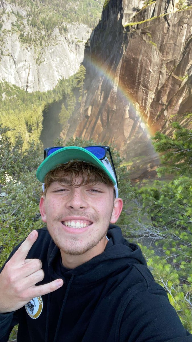 #StaffFeature Cole Coster! Cole is on the soccer, football <a href="/campus_football/">Campus Football</a>, and golf team <a href="/Coach_Curtiss/">Campus Golf</a>! Cole is also apart of NHS, Link Crew <a href="/crew_campus/">Link Crew Campus High</a>, and is one of our Fall Homecoming Candidates! Cole’s favorite coffee shop drink is a strawberry banana smoothie!