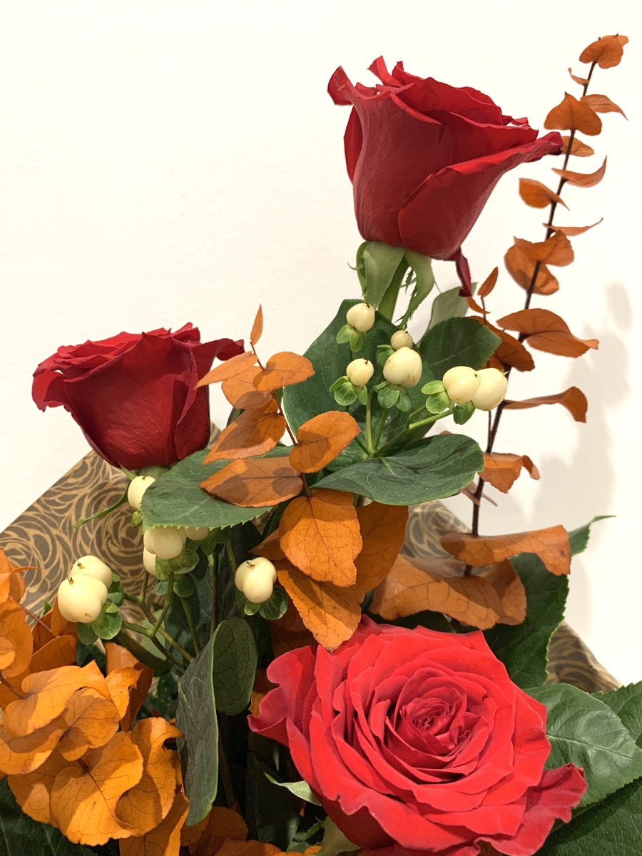 Huele a primavera siendo otoño.
#amistad #letras #aniversario