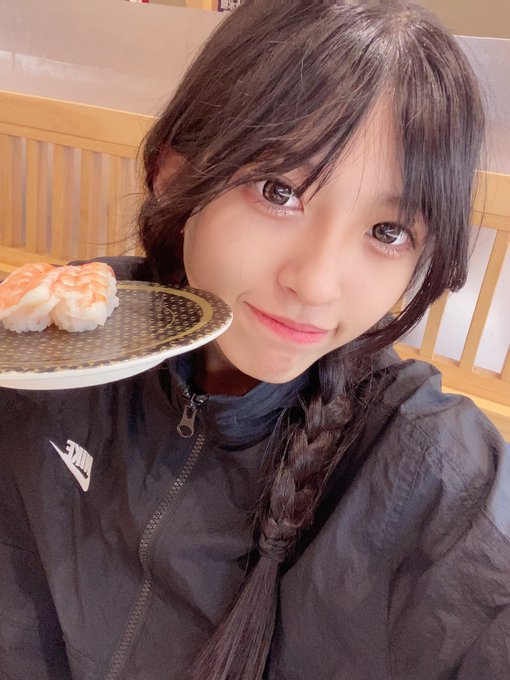 Twitterのコスプレ画像16