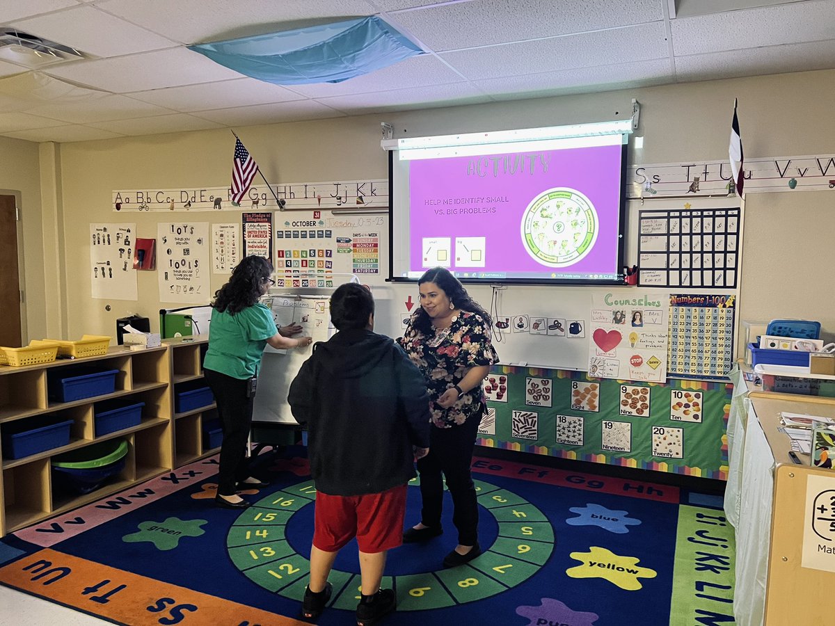 Kristian Fuentes (@kris_fuentes4) on Twitter photo We love visits from our @MVECounselors2
Today we learned all about big and small problems. <a href="/NISDMeadowVill/">Meadow Village ES</a> We love visits from our @MVECounselors2
Today we learned all about big and small problems. <a href="/NISDMeadowVill/">Meadow Village ES</a>