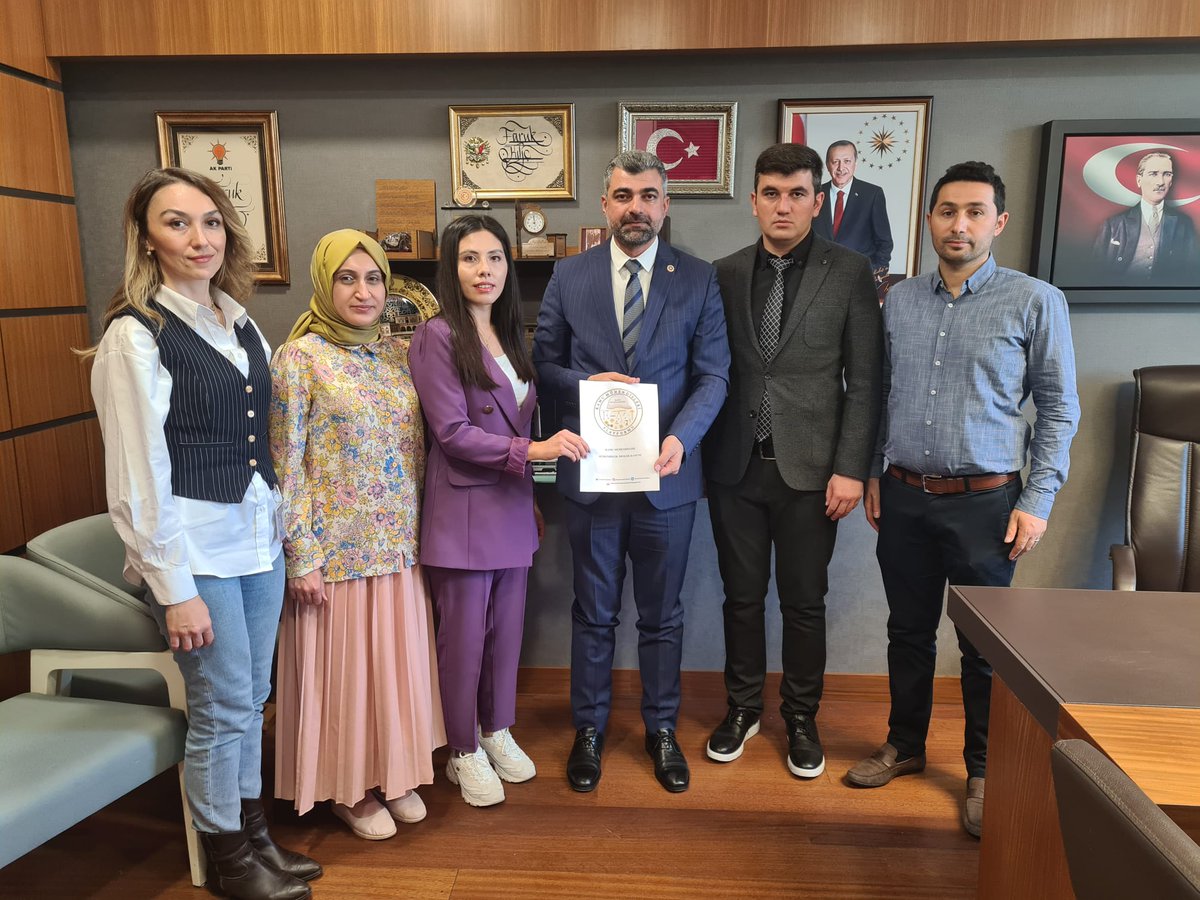 ✅ Gazi Meclisimizde, Kamu Mühendisileri Platform temsilcileriyle bir araya geldik. 

✅ Ülkemizin kalkınmasında önemli katkılar sağlayarak büyük  yatırımlara imza atan, teknik hizmet sınıfında bulunan Mühendislerin; Maaş durumunun dengi olan meslekler oranında artırılması,