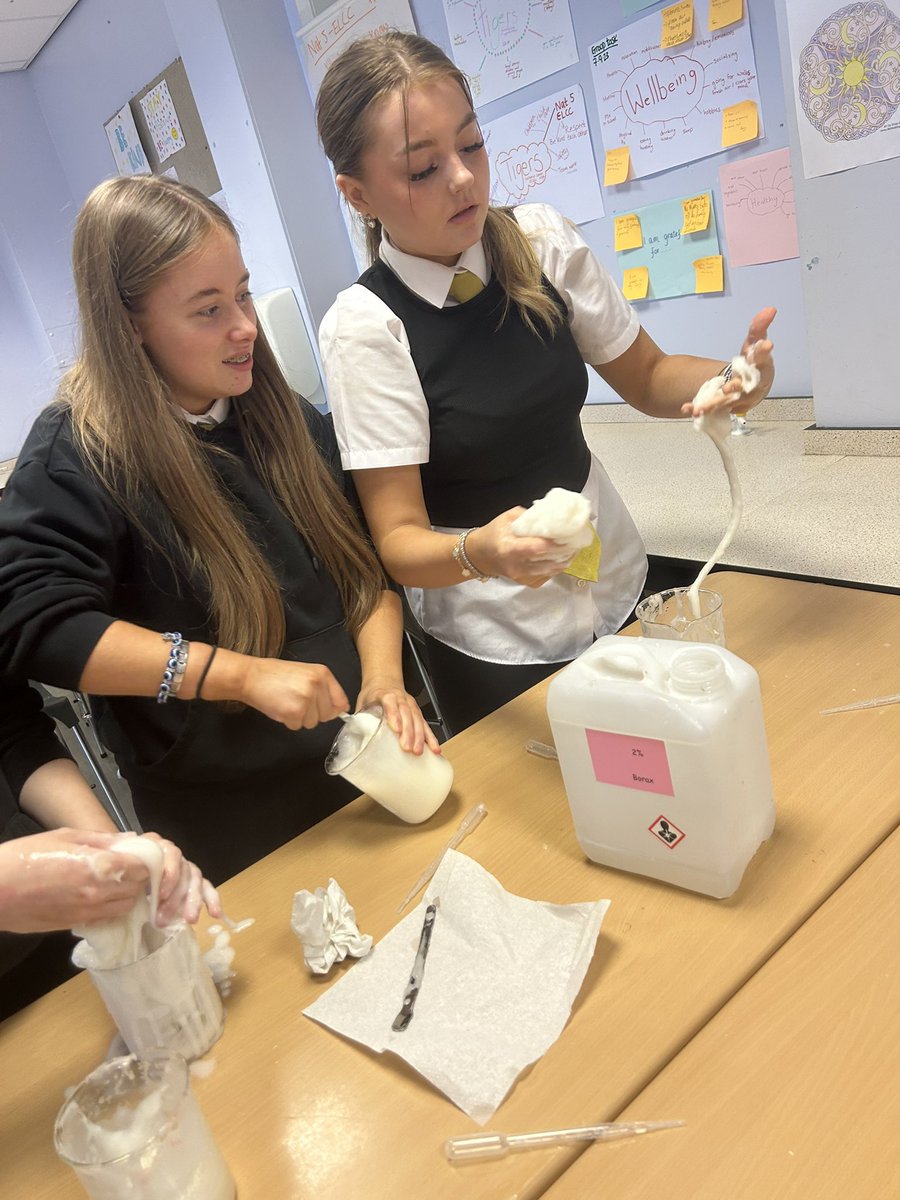 SarahJaneStark9's tweet photo. After working hard on our children & family needs posters, the Nat 5 ELCC pupils worked in a team to make slime. While doing this they discussed knowledge, skills, problem solving & understanding how they would do this working with children🧡great work everyone #LearnWithTigers https://t.co/psivpbm1ao
