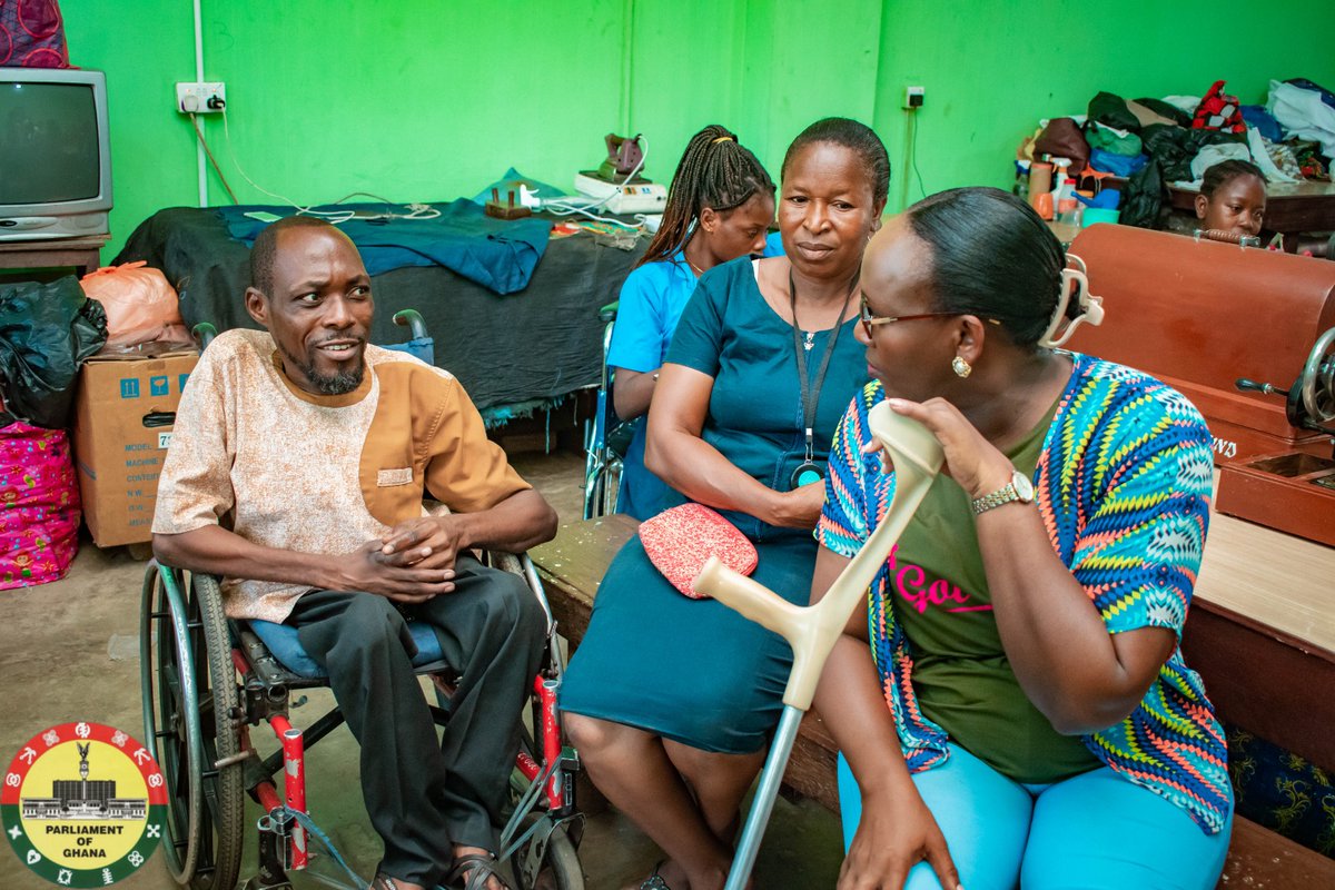 CPA_Secretariat's tweet image. #66CPC news: Commonwealth Parliamentarians with Disabilities #CPwD Regional Champions &amp;amp; CPA SG @StephenTwigg highlight local projects working with persons with disabilities in Ghana 🇬🇭

⬇️
cpahq.org/news/2023_10-c…