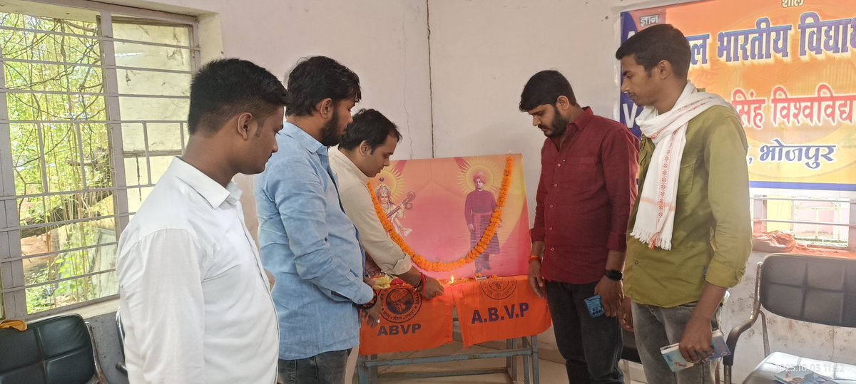 crazyvishalhunk's tweet photo. #ABVP जिला बैठक भोजपुर जिसमे अभाविप बिहार प्रदेश के सह संगठन मंत्री श्री रौशन कुमार जी का प्रवास हुआ.
@ABVPVoice @AbvpAra @RaushanSinghM https://t.co/4FJ7J2wRMn