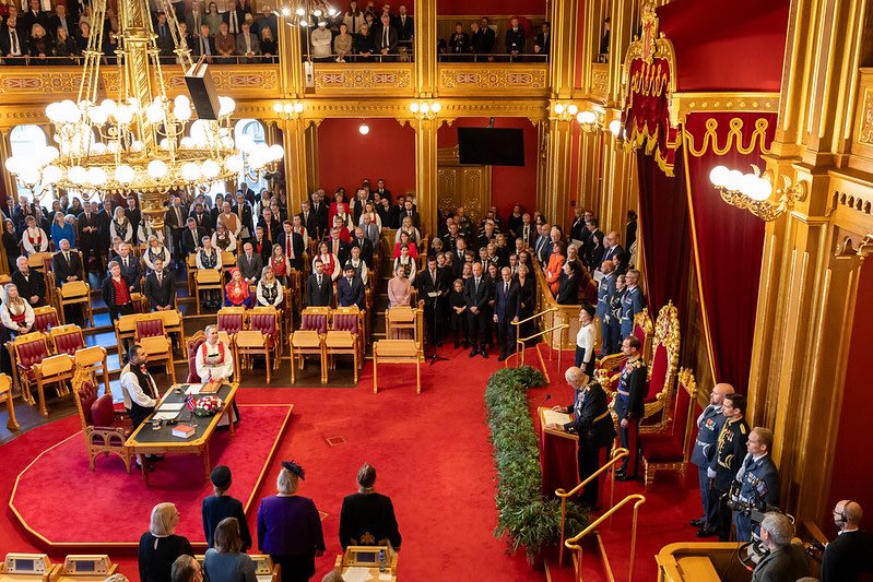 IrlAmbOslo's tweet image. A powerful expression of the hallmark of Norway’s democracy at the State Opening of the 168th #Storting. 
A common theme through the Speech by HM The King; the State of the Realm; and the Speech by the President @Stortinget was safeguarding common values

Photo @Stortinget