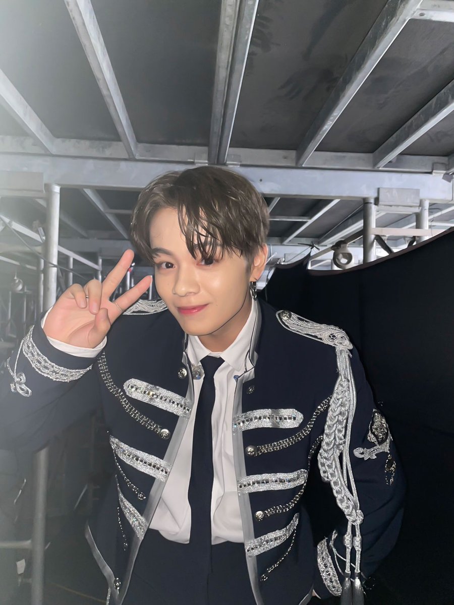 鶴房汐恩] 福岡やっぱいいとこ。すきです。 #JO1 #TSURUBOSHION