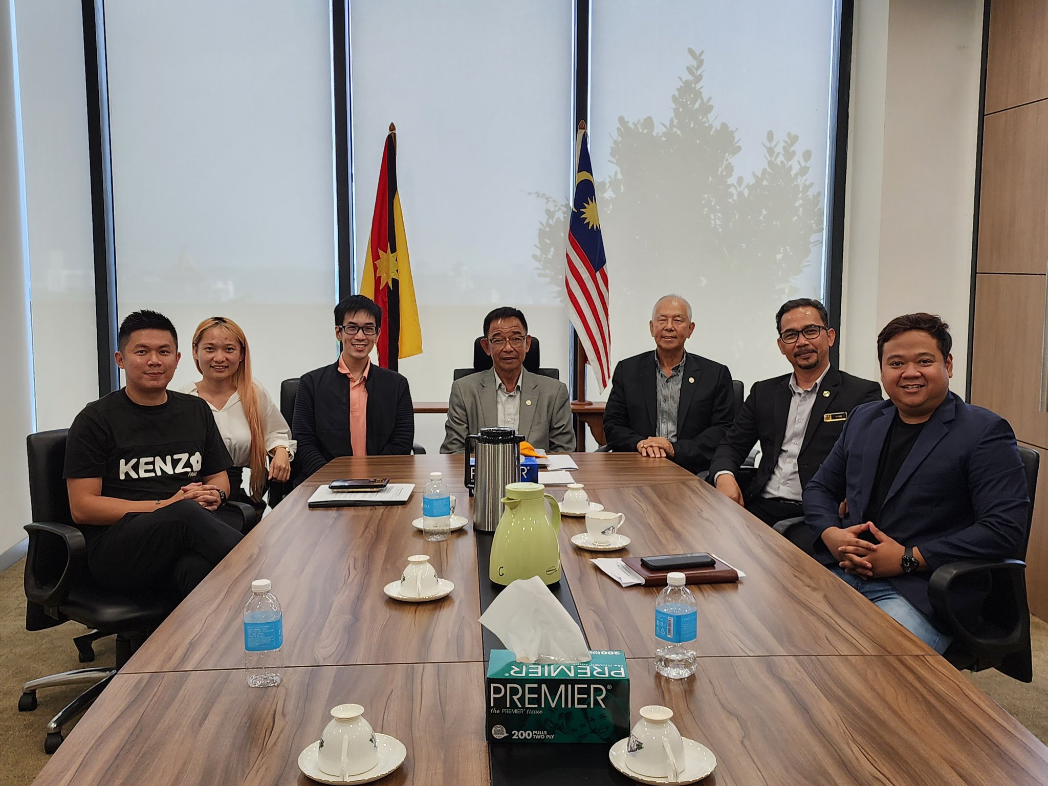 Naqib BIP 420 Ordzaar on X So what happened in the past few days for me. I flew to Sarawak and meet up with the Minister of Tourism