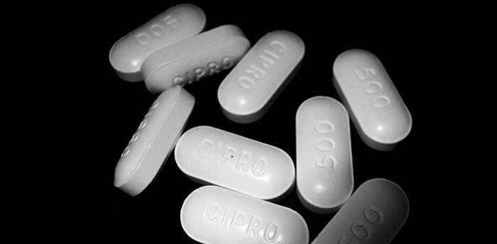 drruwende's tweet image. Once you start on antibiotic, you must finish the course.

Feeling better does not always mean the infection has completely gone. Leaving the bug wounded makes it resistant to the antibiotics.

Closer home, in 2018 Zimbabwe struggled to contact the cholera outbreak, the bug…