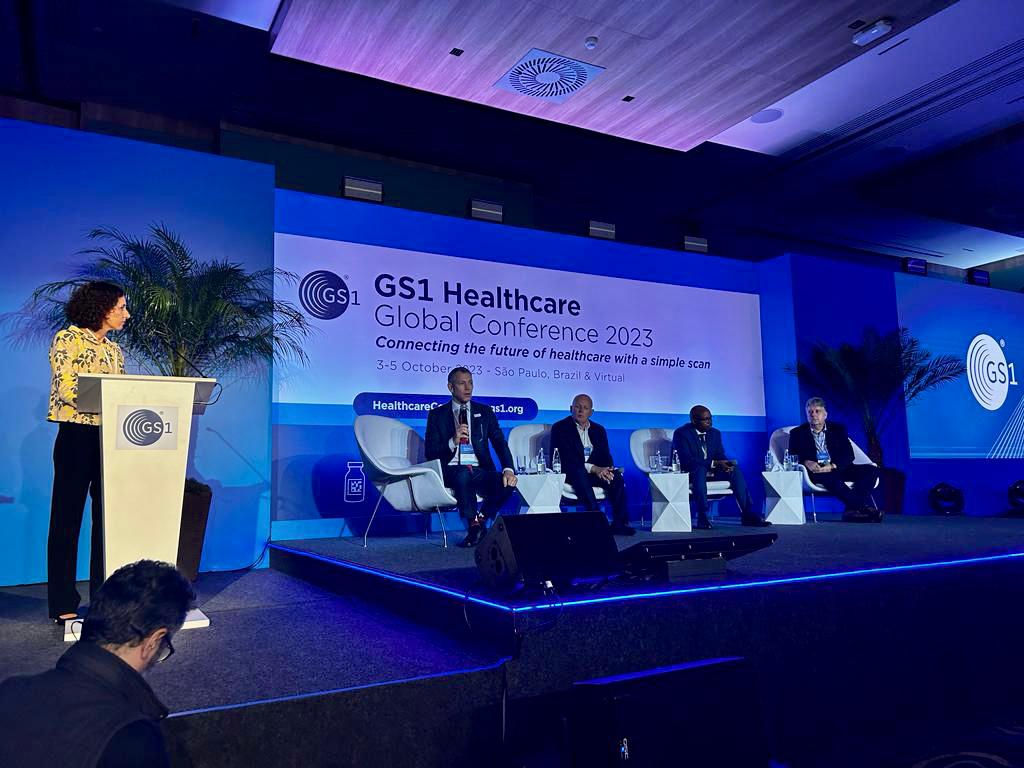 Live from the 38th @GS1Healthcare Global Conference in São Paulo, IHF CEO @RLavater was a panelist in the plenary session 'The need for global harmonisation and standardisation in the healthcare landscape and its impact', sharing the IHF perspective on advancing health outcomes.