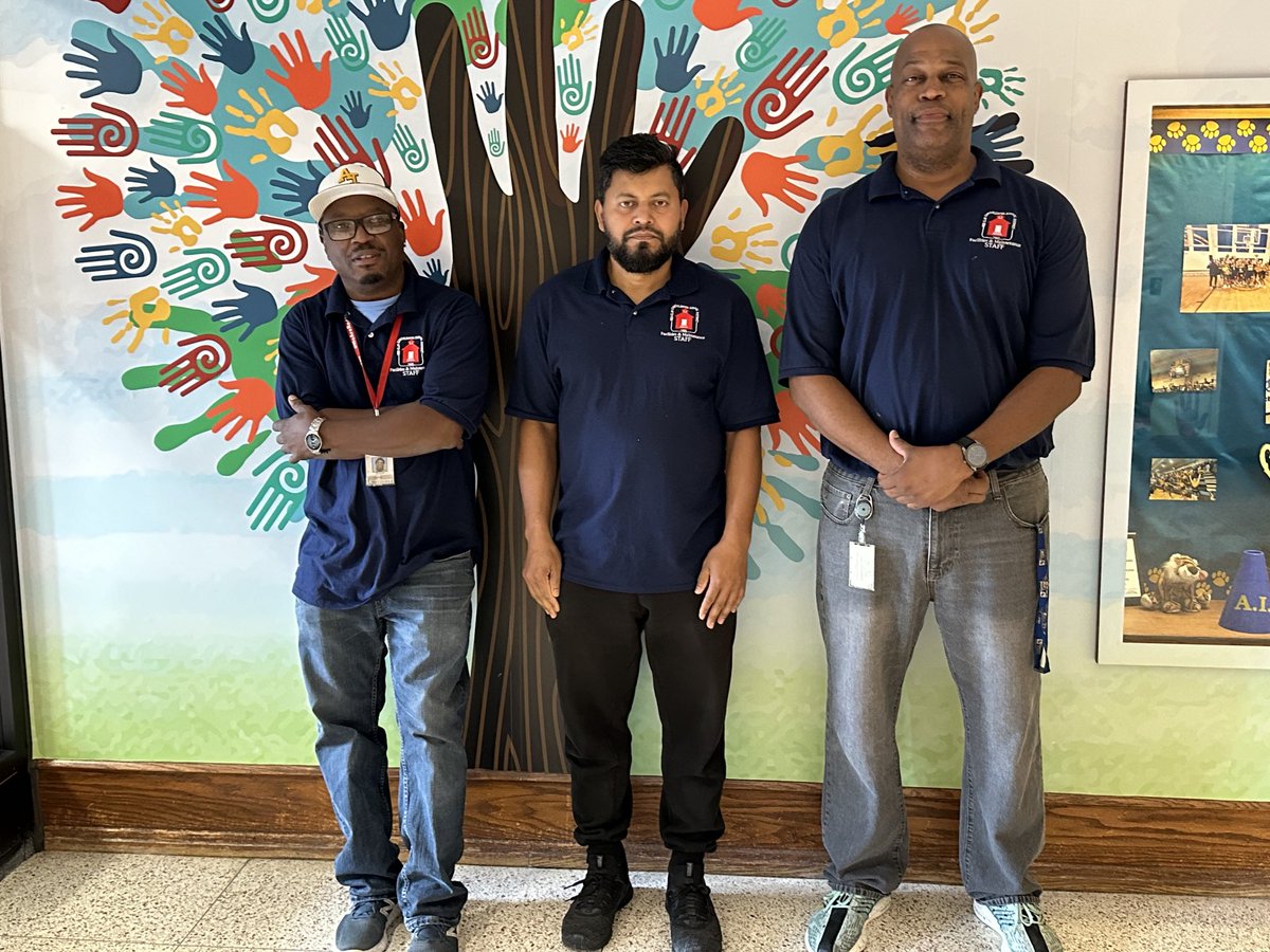 Happy National Custodian Appreciation Day! We definitely have some of the best in the business. They don’t get enough recognition for the amount of hard work they put in for providing our scholars a safe and clean environment! ⁦@RedClaySchools⁩ ⁦@teamredclay⁩