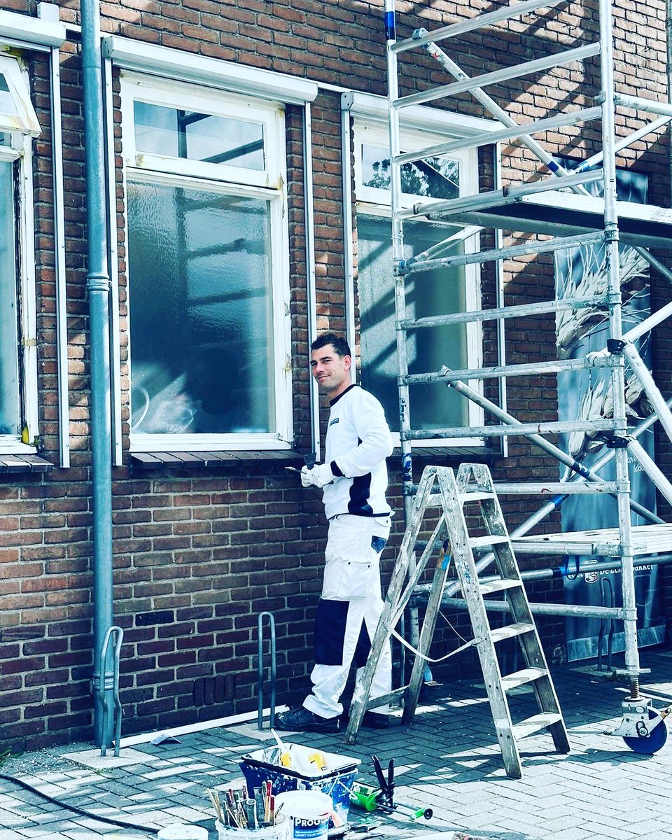 stevenjansenbv's tweet photo. Waar vakmanschap samen komt🍀

onderhoud bakkerij Toet 
Dank Greet Hofman voor de mooie
Opdracht.

Samen met 
Sigma Coatings Nederland  
Ter Hoeven Verf 
Repair Care International 

Wij onderhouden samen 

#onderhoudnl #familiebedrijven #vakmanschap #apeldoorn #vastgoed https://t.co/duwrqYuCAU