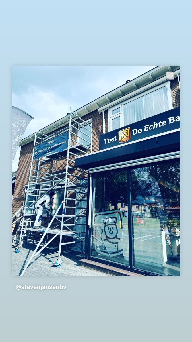 stevenjansenbv's tweet photo. Waar vakmanschap samen komt🍀

onderhoud bakkerij Toet 
Dank Greet Hofman voor de mooie
Opdracht.

Samen met 
Sigma Coatings Nederland  
Ter Hoeven Verf 
Repair Care International 

Wij onderhouden samen 

#onderhoudnl #familiebedrijven #vakmanschap #apeldoorn #vastgoed https://t.co/duwrqYuCAU