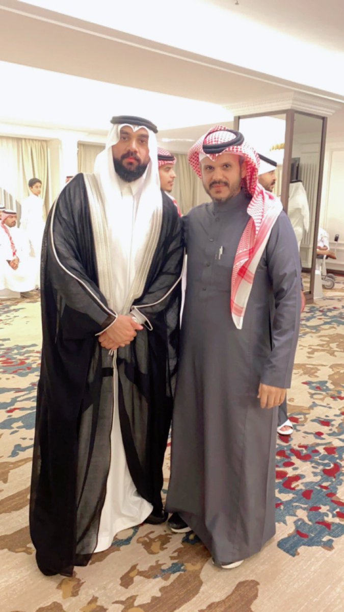 AbdullahALFAlFl's tweet photo. تشرفنا بحضور مناسبات زواج لبعض الزملاء منسوبي ادارة مركز  #الأندلس_مول وشرفنا المشاركة لافراحهم ومناسباتهم .

#عبدالله_الفيفي https://t.co/iC05g4R4QZ