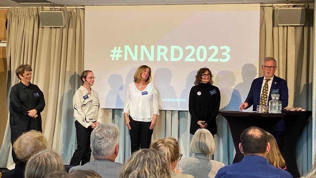 Två dagar med intressanta diskussioner och möten under den nordiska konferensen om sällsynta hälsotillstånd, NNRD2023. 

Nationella strategier, datadelning, precisionsmedicin och samarbete över gränserna är några av de områden som har täckts in under dessa dagar tillsammans.