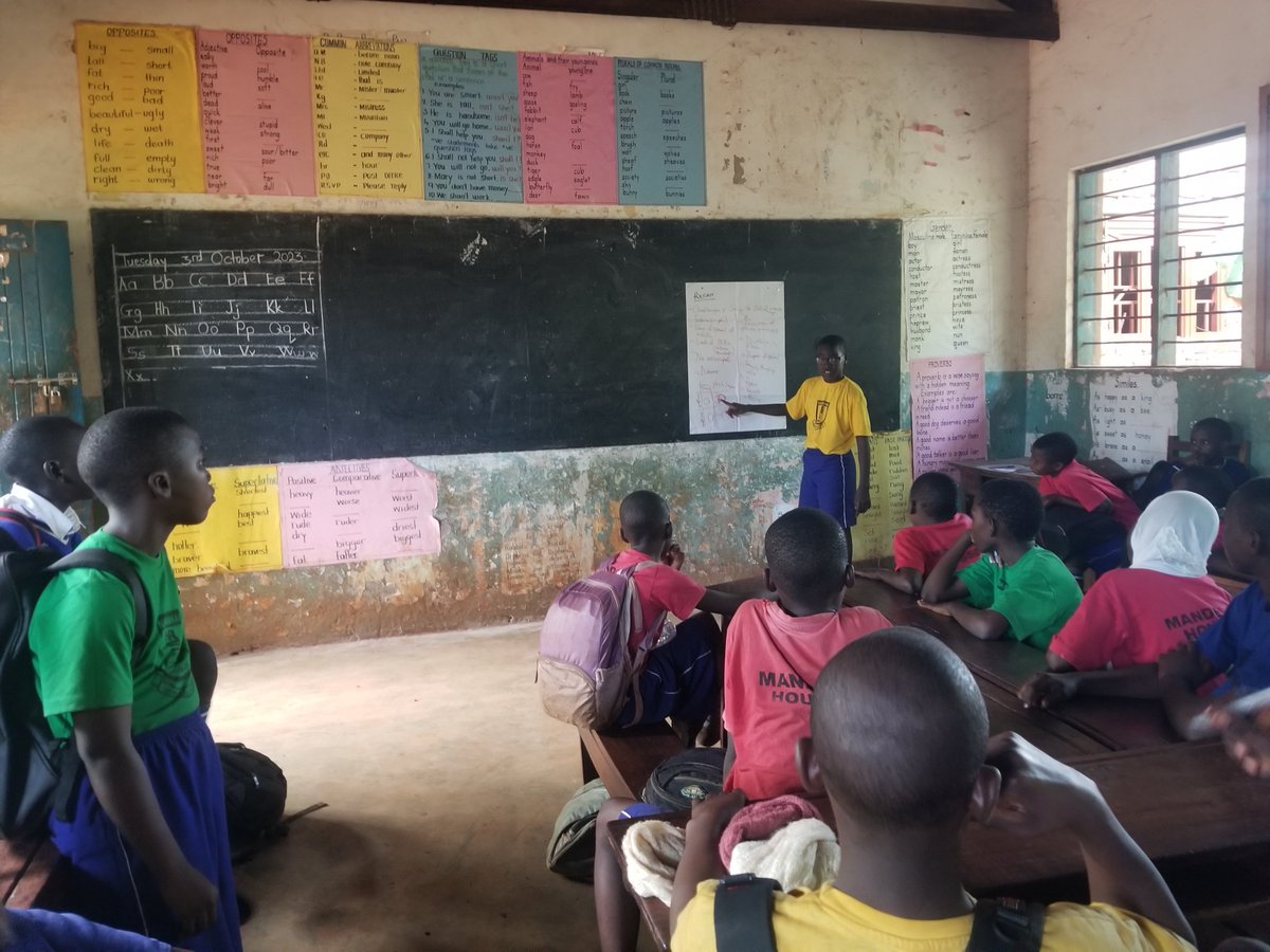 G4ClimateAction's tweet photo. Hello World,

We have resumed school with the #GreenMasterProgram team and this term we are talking Leadership, School organizing and Public Speaking.

After speaking #ClimateScience and innovations. We are glad that we are now mentoring leaders that will advocate for these. https://t.co/kv26Pdk2we