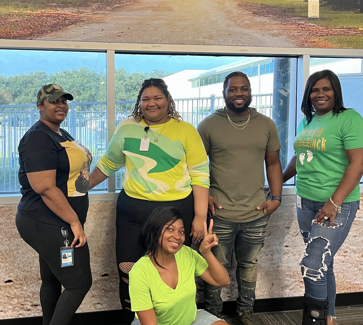 erica thompson (@team__thompson) on Twitter photo Happy 2nd day of Serve Customers First Week!! Team Heavy Hittas- ⚾️⚾️Connecting our Green!! 💚Let’s Goooo <a href="/LifeAtATT/">Life at AT&T</a> #SCFW2023 <a href="/411MikeP/">Michael Patenaude</a> <a href="/LafccUnited/">Lafayette United</a> <a href="/TLRashad4/">Tiwanda Rashad</a> Happy 2nd day of Serve Customers First Week!! Team Heavy Hittas- ⚾️⚾️Connecting our Green!! 💚Let’s Goooo <a href="/LifeAtATT/">Life at AT&T</a> #SCFW2023 <a href="/411MikeP/">Michael Patenaude</a> <a href="/LafccUnited/">Lafayette United</a> <a href="/TLRashad4/">Tiwanda Rashad</a>