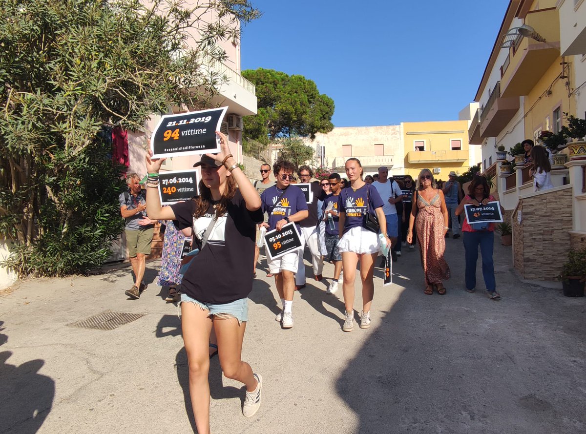 uclg_org's tweet photo. #NotABorderTale
Commemorating migrant lives lost 10 years ago in the Lampedusa #3ottobre shipwrecks, #localgov w/ #LampedusaCharter call for territorial solidarity to foster dignified human mobility & #HHRR, for & by all communities
#Listen2Cities 👉 https://t.co/nzh6W9yIUb https://t.co/PauXL4404J