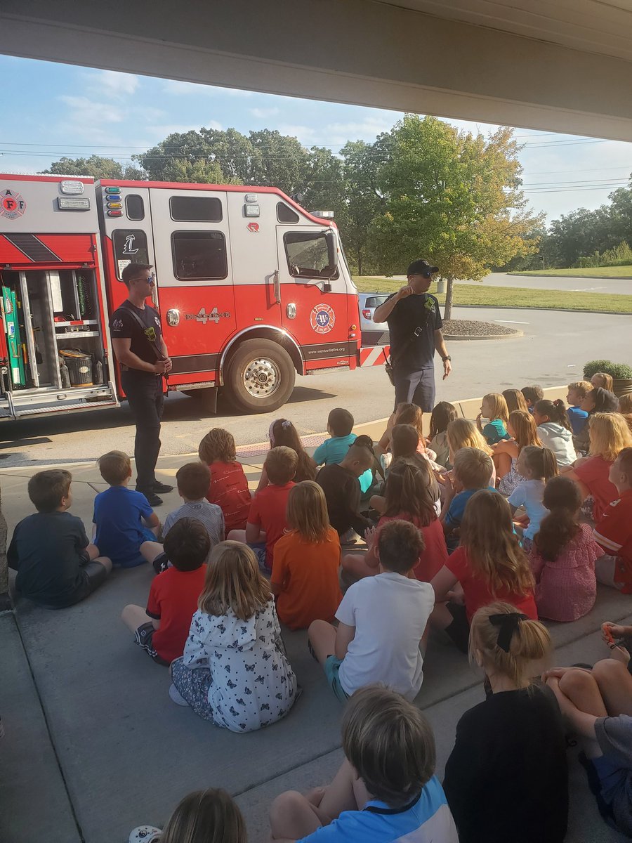 LVEHagen's tweet photo. Fire Safety presentation! #secondgraderocks #lveleads #wsdlearns https://t.co/IKaf56YFJB