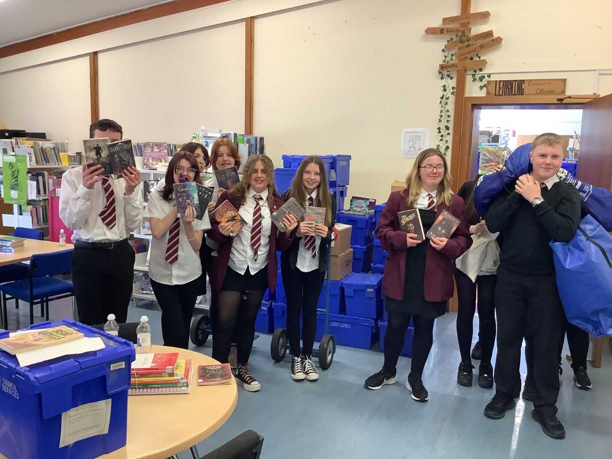 FHSschoolibrary's tweet photo. A big thank you to the Learning Resource Service for hosting some of our wider achievement pupils today.  Pupils browsed the shelves and chose books and resources for a spooky Halloween storytelling project they are taking part in with catchment primary schools in October. https://t.co/JvR5RyZ30y