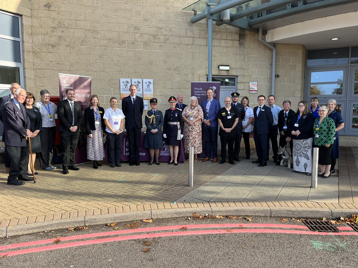 Wonderful to attend the resigning of the Armed Forces Covenant at Stoke Mandeville Hospital as @BucksNHS celebrates its achievement of Gold Employer Recognition Status. Many congratulations and thank you for all you do for our serving Armed Forces, Veterans and their families.