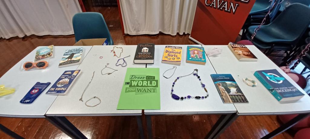 CavanLoreto's tweet photo. 2nd year students opened their pop-up swop shop today. Students have been learning about alternatives to fast fashion and how they can shop more sustainably!  Well done to everybody involved. https://t.co/k799KK3NM1