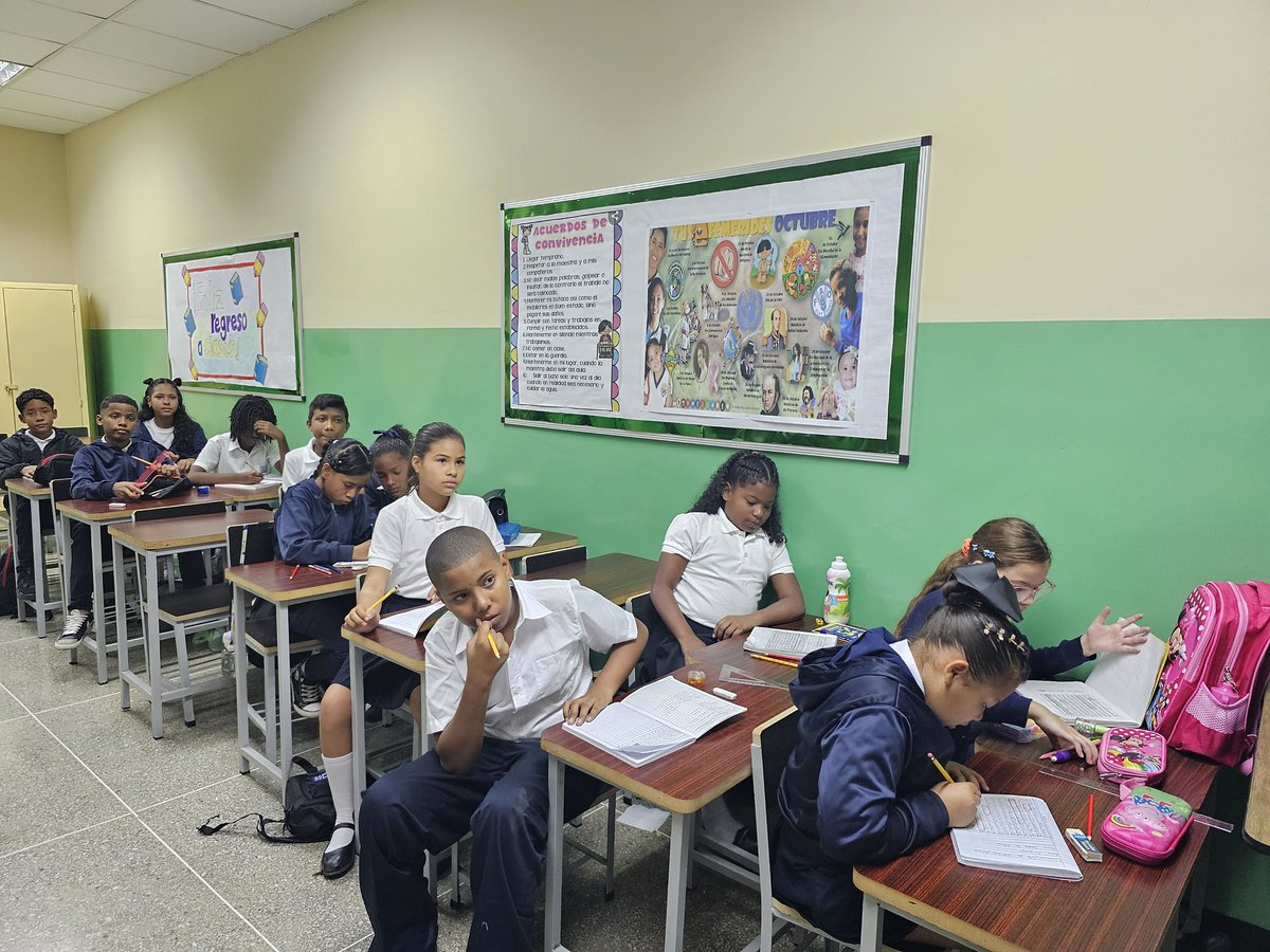 ¡Caracas sigue el feliz retorno a clases!
Recorrimos la E.B.D Panchita Adrianza, una escuela renovada por las Bricomiles para atender a los 400 niños y niñas matriculados en el período escolar 2023-2024
#QueNotaRegresarAClases