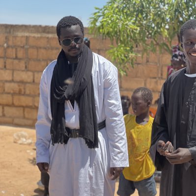 BaayFally's tweet photo. #NouvellePhotoDeProfil https://t.co/U8NqpFE23e