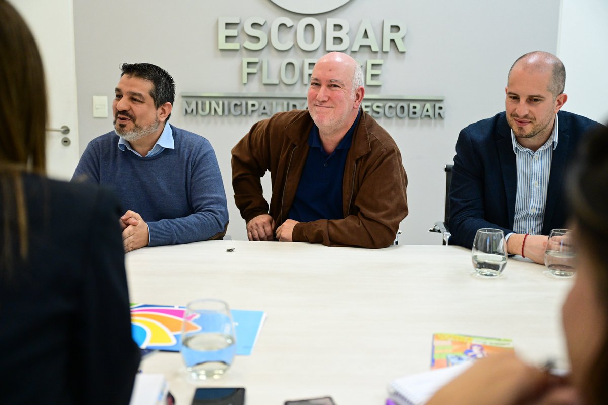 RedCITECO's tweet photo. El jueves 28 de septiembre firmamos un compromiso con el Intendente @ArielSujarchuk para presentar la candidatura de Escobar como sede de la Expociencia Mundial MILSET ESI 2027.
Se viene la #ESI2027Argentina !!! @MILSET_Global https://t.co/Hit8mXSwr1