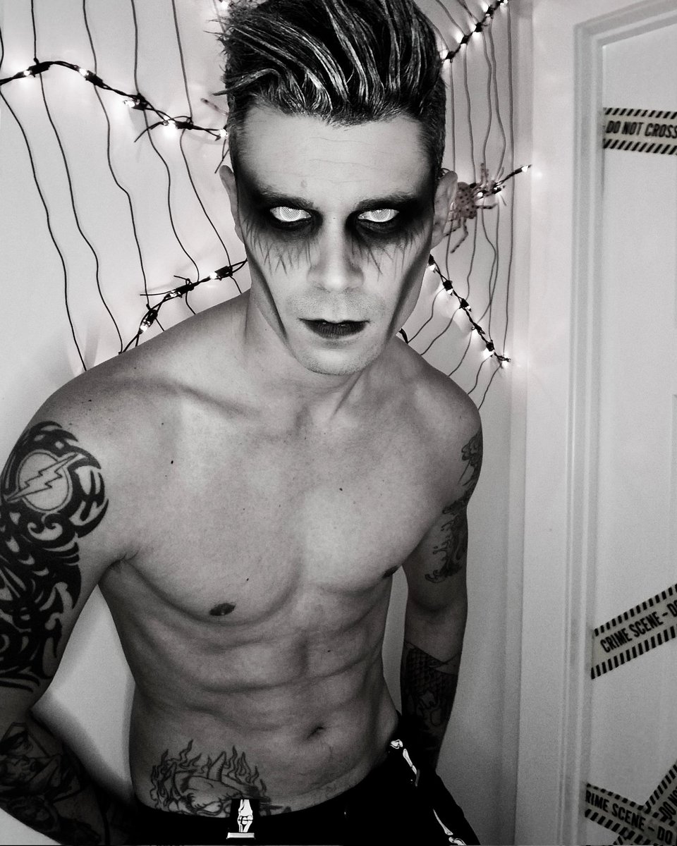 DynamiteWebber tweet media