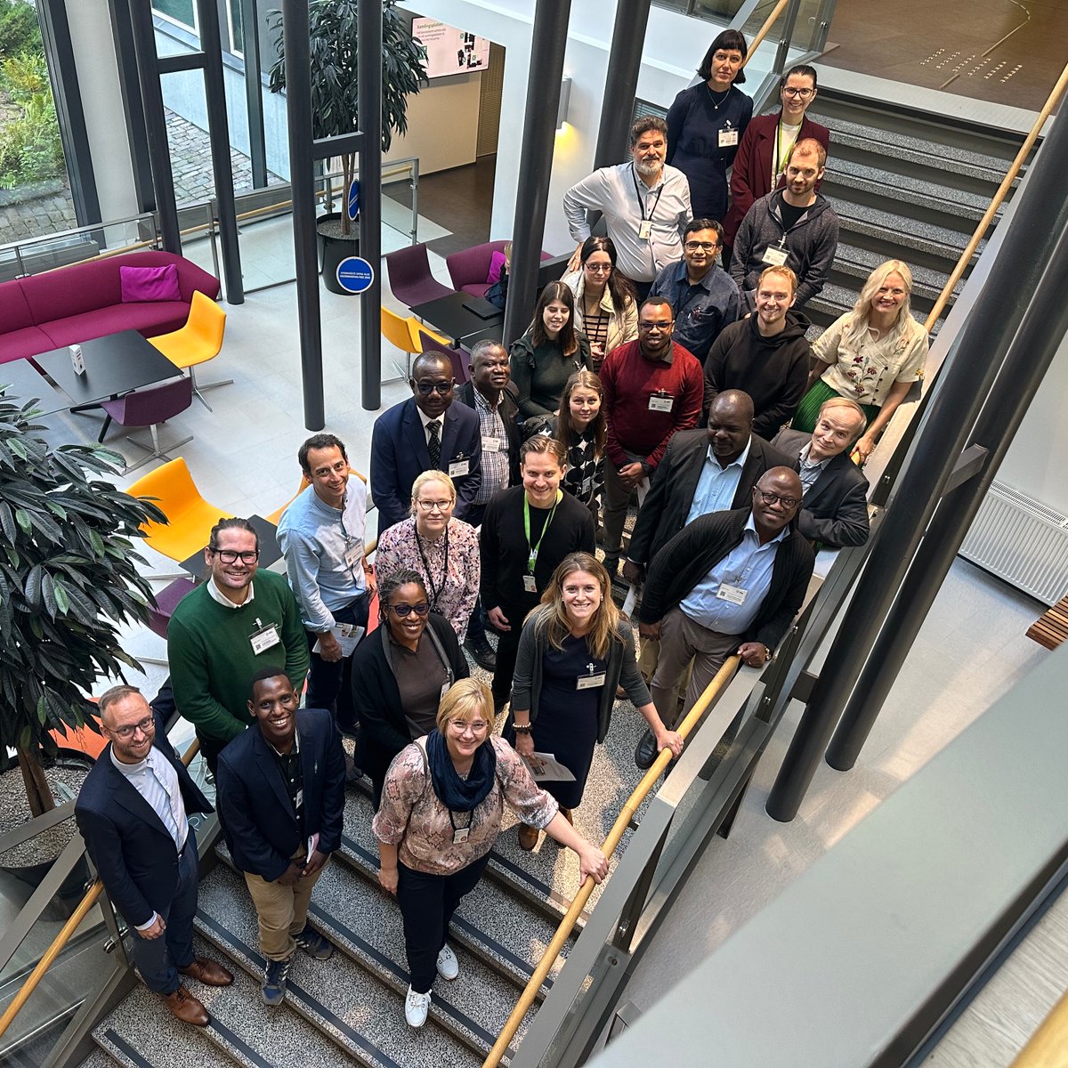 info_TGHN's tweet photo. Our first meeting to kick off the ODIN project was energising. This project brings together a multidisciplinary team to work on innovative and real-time infectious disease surveillance in sub-Saharan Africa while building local capacity to save lives &amp; improve #publichealth https://t.co/j9F038yA9e