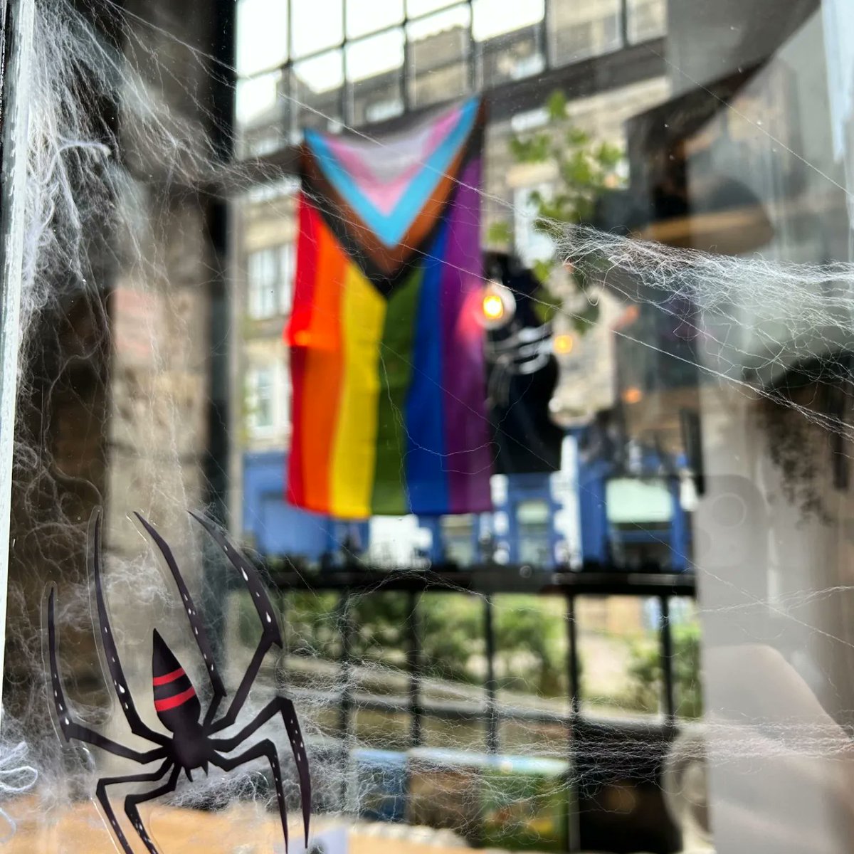 ancient_robots's tweet photo. Who is ready for spooky season? Ancient Robot Games is ready for October with our Halloween decorations and some fantastic spooky events coming up!
#ancientrobotgames #boardgame #boardgames #boardgamelibrary #halloween #halloweendecor #halloweendecorations #Edinburgh #leith https://t.co/GDMDdQJK6R