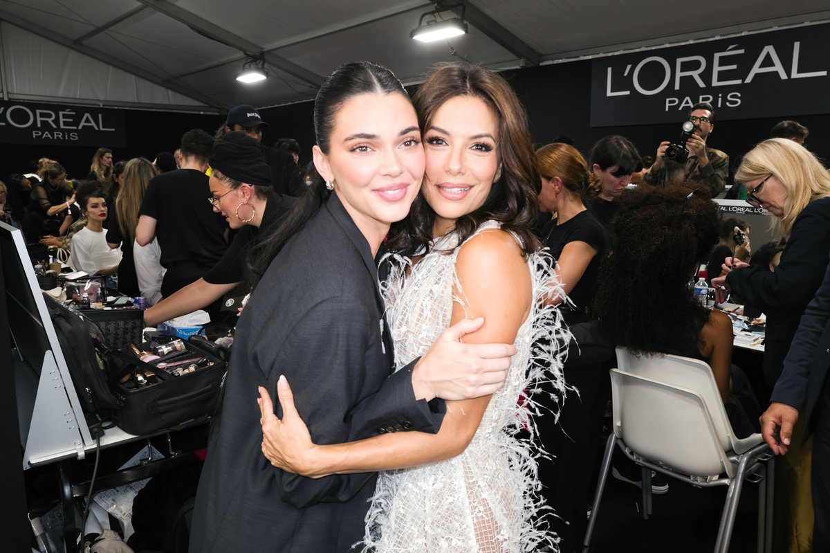 Check out some behind-the-scenes moments backstage at the Défilé before our Global Ambassadors hit the runway!💄 #LeDefileLOreal #LOrealPFW #WalkYourWorth #WorthIt