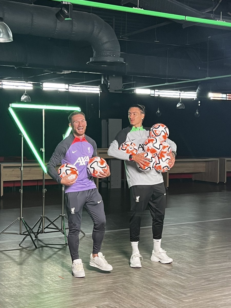 Liam 💫 tweet media