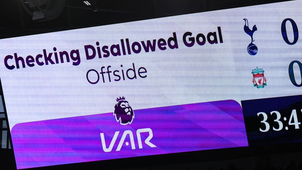realfootballpod's tweet photo. MISSING THE LINES

The #RealFootballCast is LIVE and guess what the main topic is for @dantracey1983 @Kgwill_1977 and @MattRhys63 

#PGMOL Apology
#VAR Disaster
#LFC Fury
#THFC Winning
#PremierLeague Embarrasment

Listen below: 

https://t.co/uOEVXQbUVq https://t.co/7mQa4WILr9