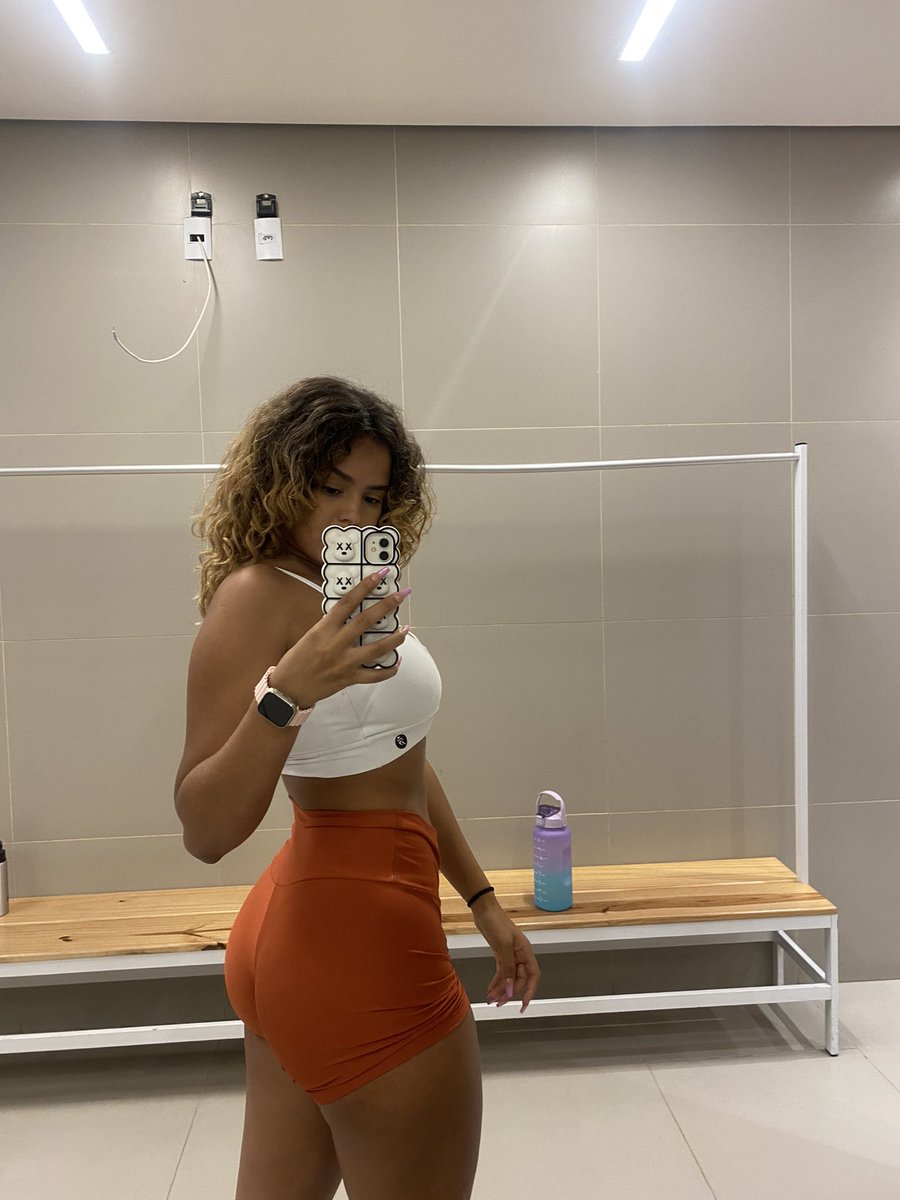 jjamilemelo's tweet photo. Tá saindo 🏋🏼‍♀️🥵 https://t.co/09wC7ahEmf