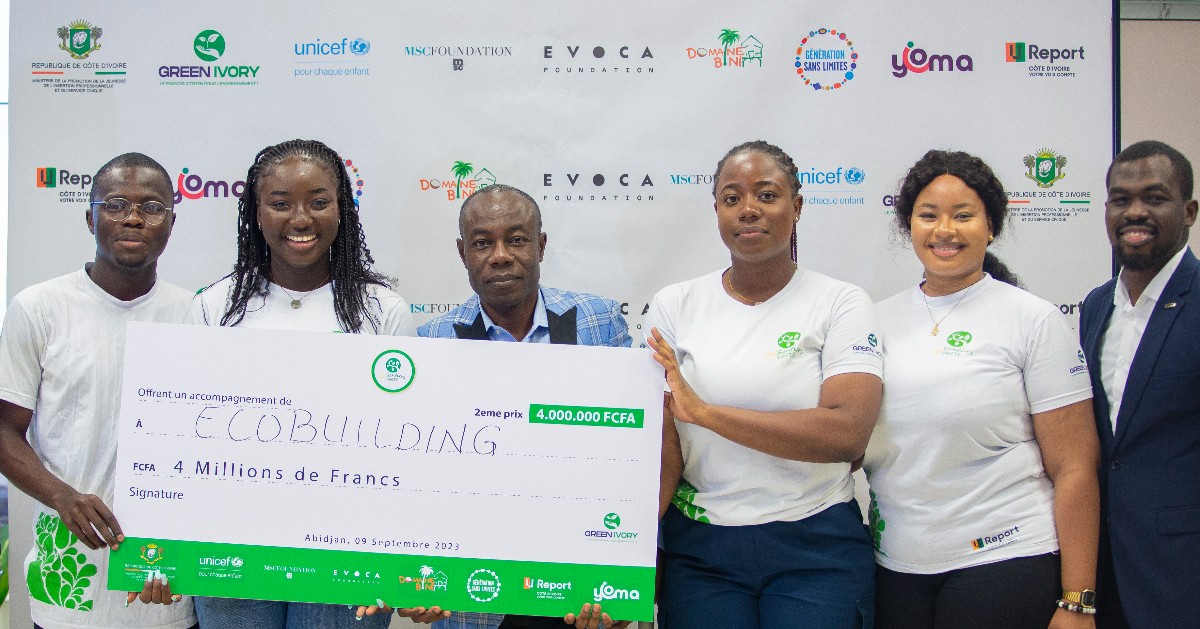 UNICEF_CIV's tweet photo. #EcoEntrepreneuriat : les adolescents et des jeunes font la différence dans l'industrie verte ☘️
Découvrez l'histoire d'Aude, 19 ans, lauréate du 2e prix du programme #SentiersVerts
👉 https://t.co/QmSFIkRiE8
#PourChaqueEnfant #YouthEngagement #Environnement #GreenJobs https://t.co/r1z0wRfkWM