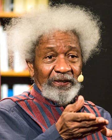 AreaFada1's tweet image. Regarding Mr. Tinubu's academic credential saga, the Regional Nobel Laureate Wole Soyinka is missing in action.

Note: "Regional" has been added to Mr. Soyinka's title.  
He is now  *"Regional Nobel laureate Wole Soyinka"*  

A title well deserved. 

Congratulations