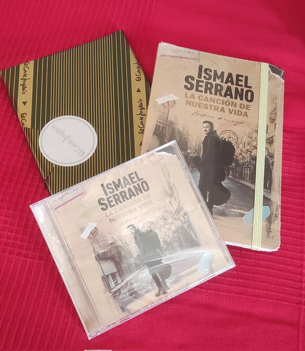 encarni1122's tweet photo. No se me ocurre mejor regalo para @pacuela que la edición especial de #lacanciondenuestravida de @SerranoIsmael .
Otra irá rumbo a Inglaterra para Silvia. https://t.co/PNkWqx5ahV