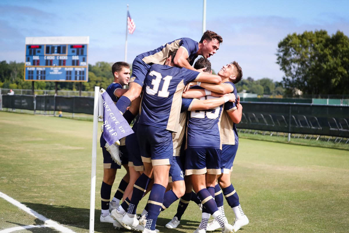 PatriotLeague's tweet photo. Vote for Patriot League Photo of the Week! 📸

1. @LehighTFXC Grace Kolbe at Paul Short
2. @NavyMSoccer 2-0 win over Lehigh
3. @ColgateVB Jones celly
4. @LafColFootball #22 https://t.co/ImmBzLOSu4