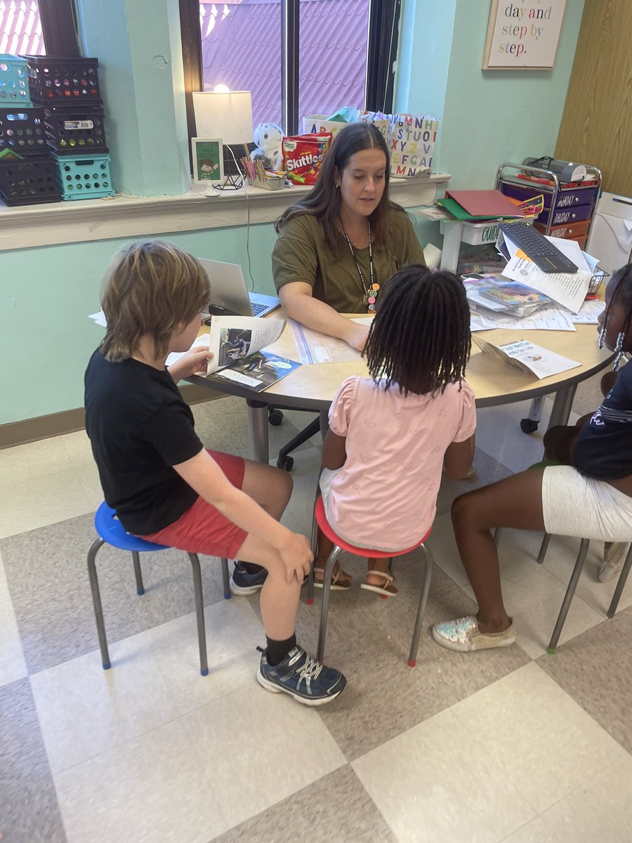 Loved seeing this guided reading group! Thanks for letting me pop in Ms.Beard ☺️💕